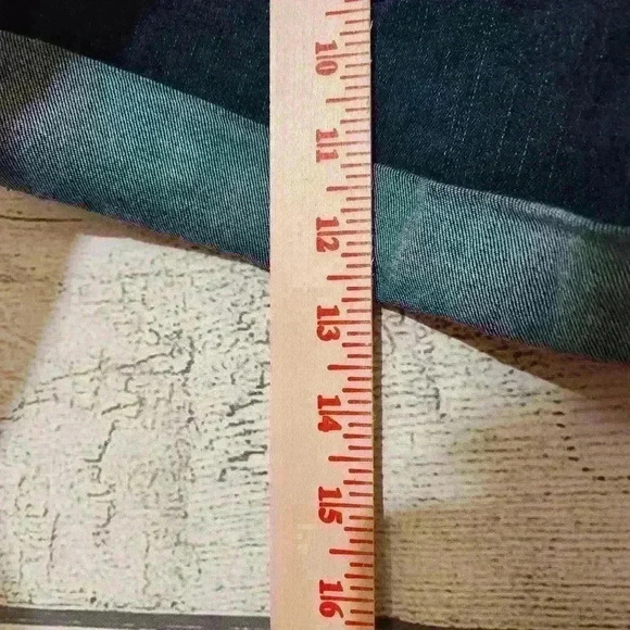 Ana Slightly Distressed Mid Rise Denim Shorts, Size 10 - Picture 5 of 5